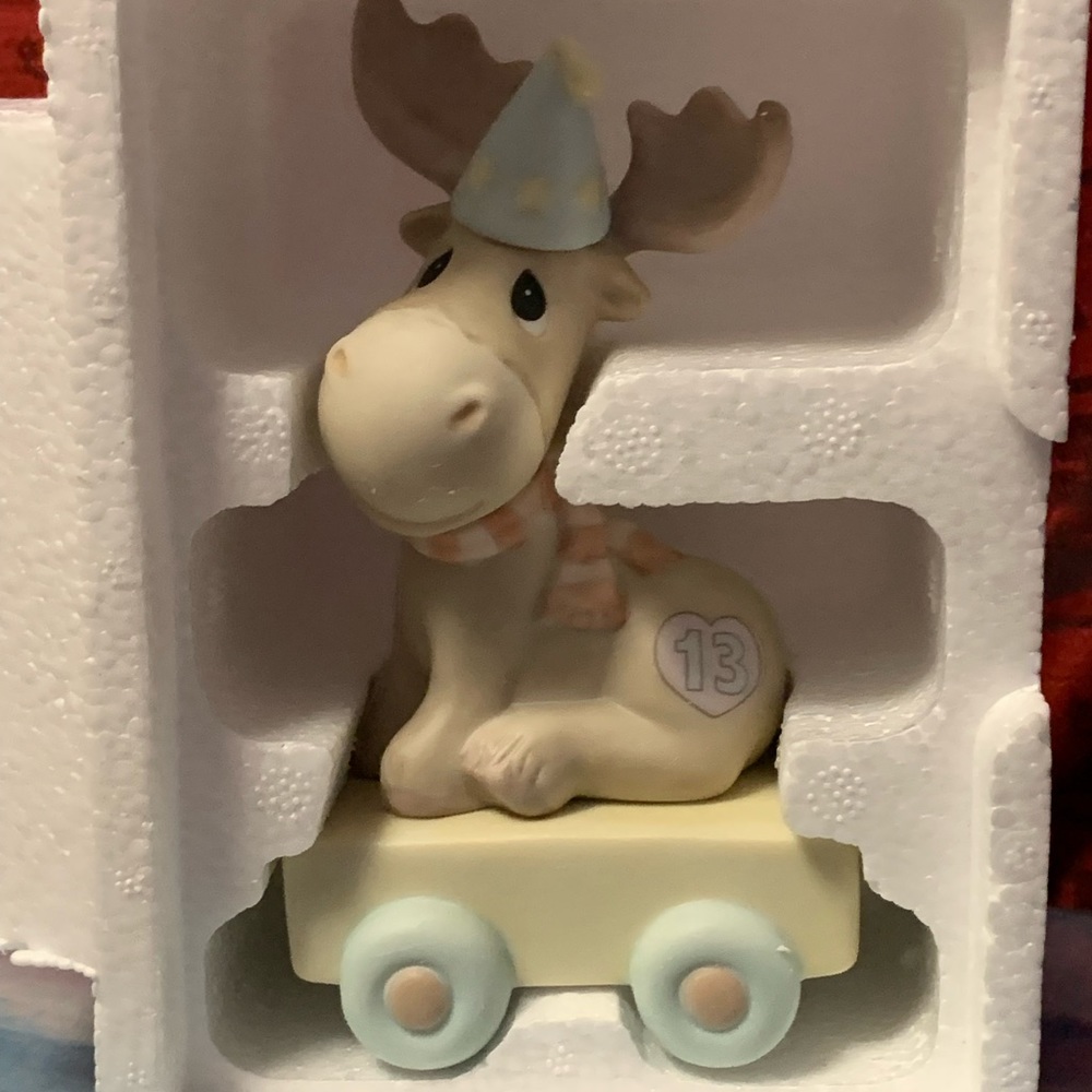Precious Moments figurine Moose